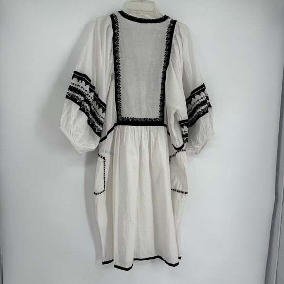 Scarlett Poppies Cotton White Black Dress A little Extra Size M/ L embroidered - Picture 11 of 12